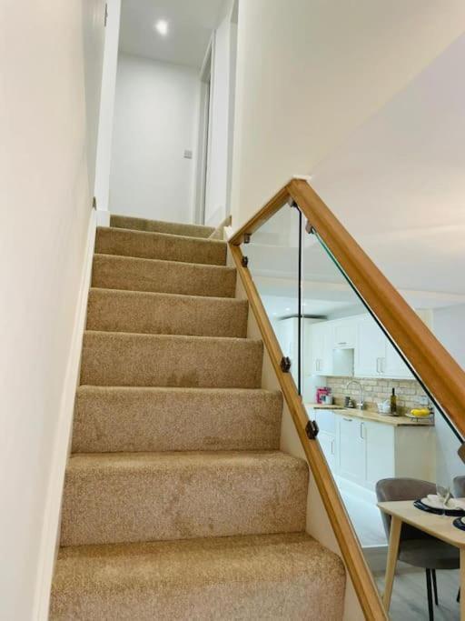 ברידג'נד Charming Cottage Close To M4 Bridgend מראה חיצוני תמונה