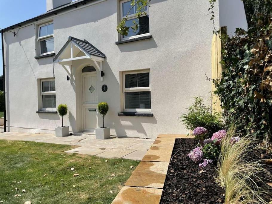 ברידג'נד Charming Cottage Close To M4 Bridgend מראה חיצוני תמונה